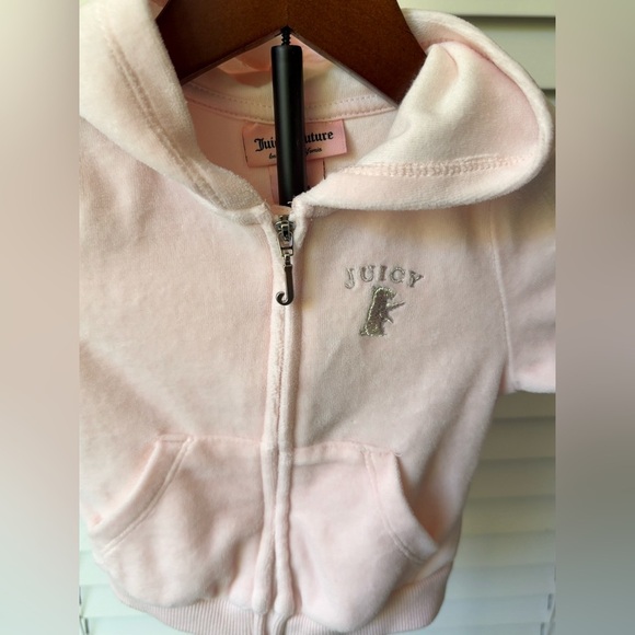 OG Juicy Couture Light Pink Kids Zip-Up Hoodie with classic dog embroidered - Picture 6 of 9